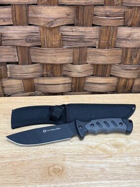 Black Fixed-Blade Outdoor Knife with Sheath